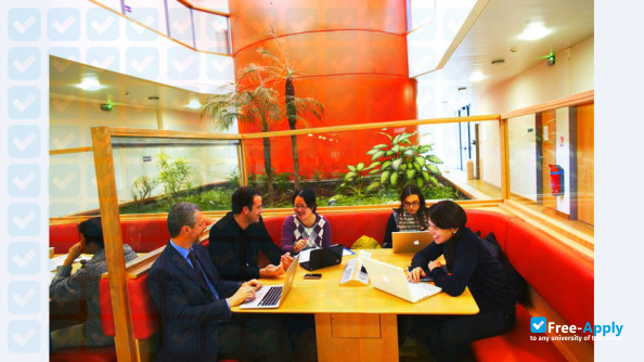 Foto de la ESSEC Business School #2