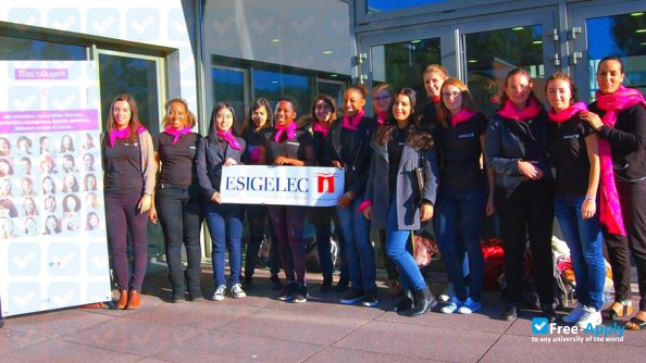 Photo de l’ESIGELEC Graduate School of Engineering #8