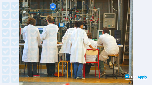 National Superior Engineering School of Industrial Technologies фотография №8