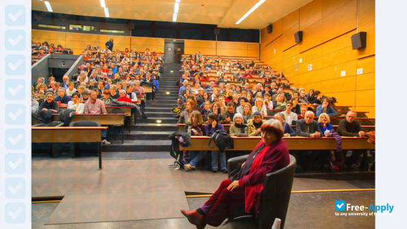 Foto de la University of Clermont Auvergne & Associates