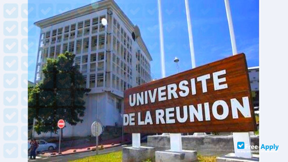 University of Reunion фотография №10