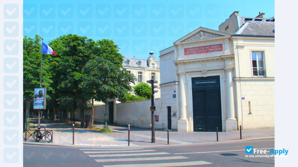 Foto de la Protestant Institute of Theology #2
