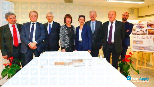 ITESCIA, the school of i-management photo #4