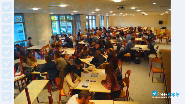 Photo de l’Grande Ecole of Engineers in Computer Science and Electronics in Angers #5