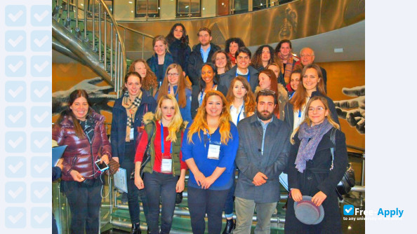 Foto de la University Institute of Masters of Paris #10