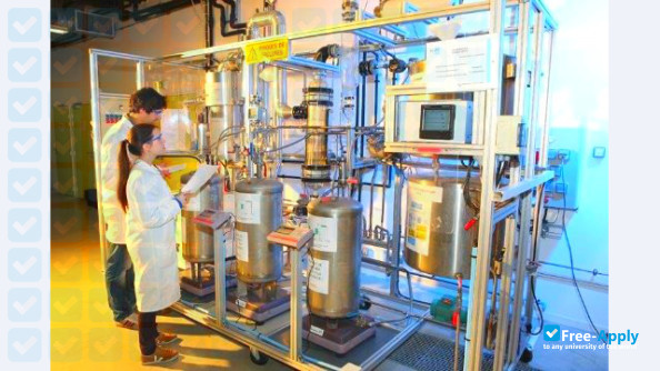 Higher National School of Engineers in Chemical and Technological Arts фотография №2