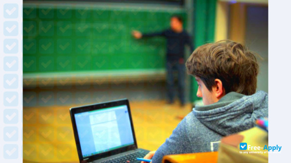 Photo de l’School of Telecom Lille Engineers #3