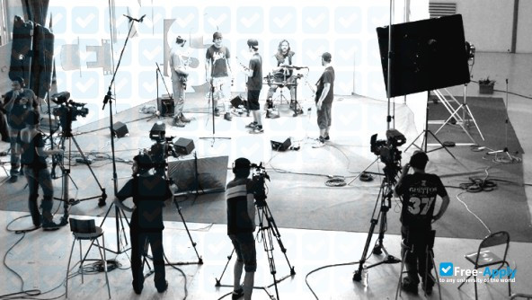 School of Cinema фотография №9