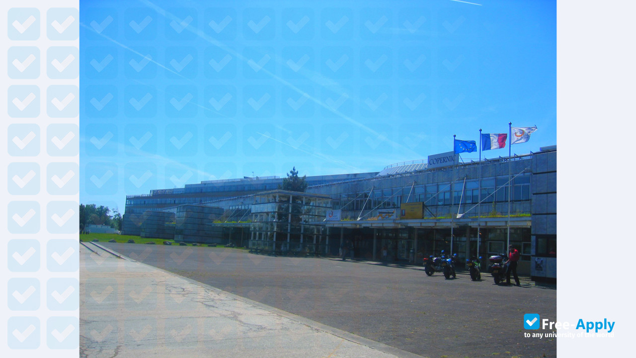 University Paris-Est Marne-la-Vallée фотография №4