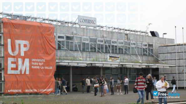 Фотография University Paris-Est Marne-la-Vallée