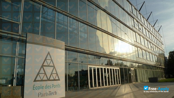 Ecole des Ponts Business School photo #5