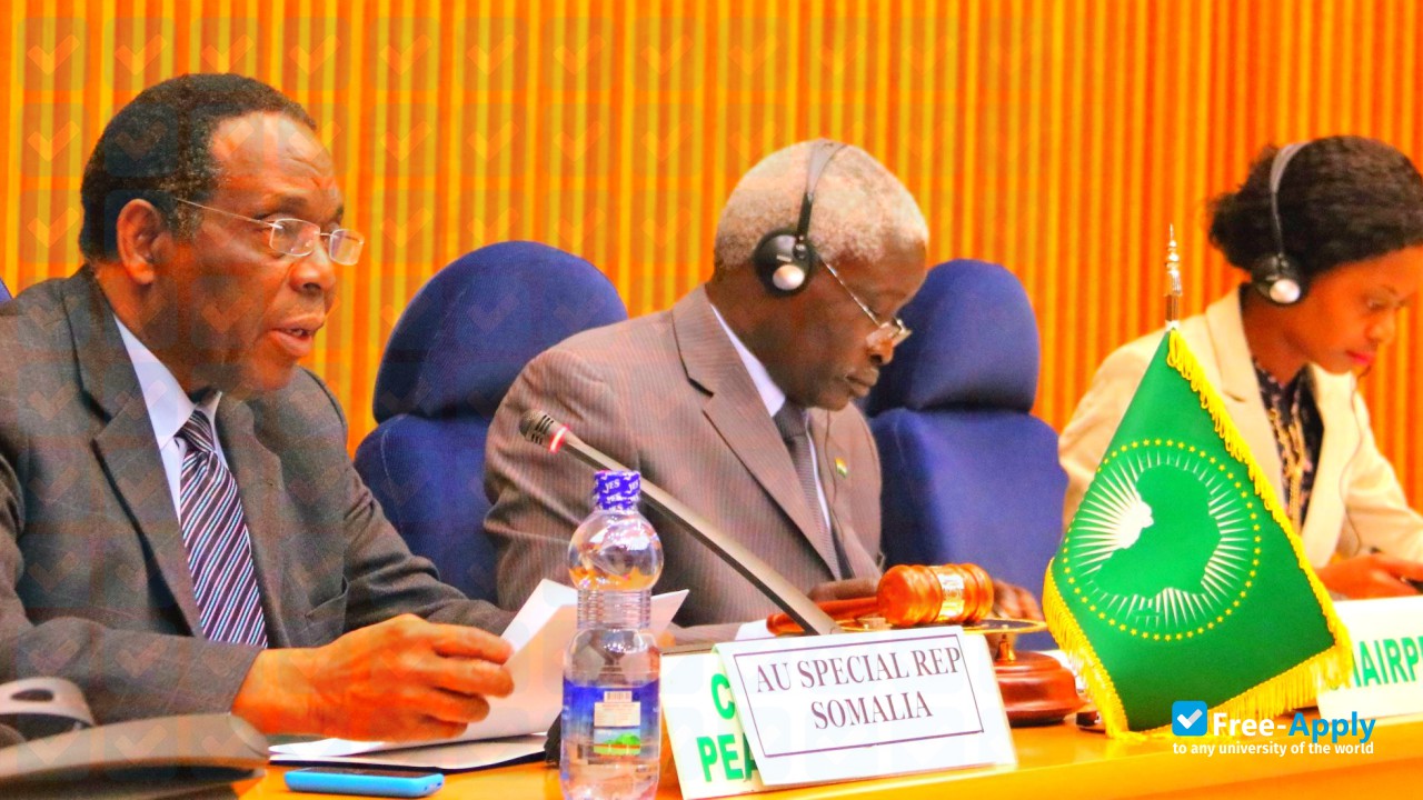 African University of Management photo #6