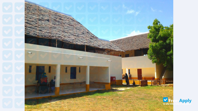 Photo de l’Owendo Technology Institute #1