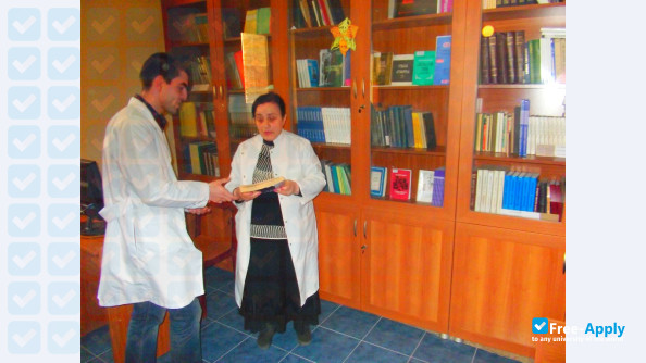 Foto de la Tbilisi Medical Institute "Hippocrates" #2