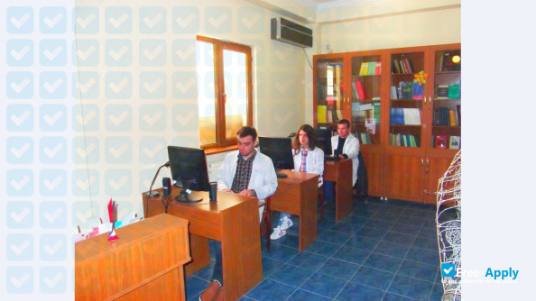 Foto de la Tbilisi Medical Institute "Hippocrates" #7