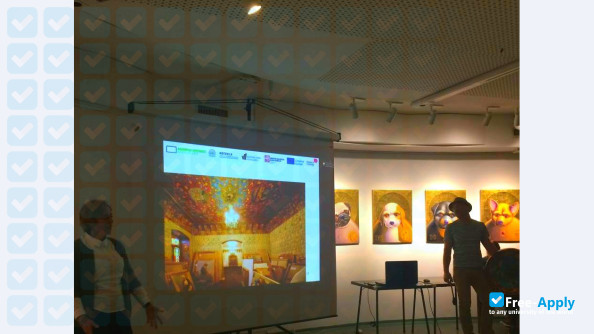 Foto de la Tbilisi State Academy of Arts #35