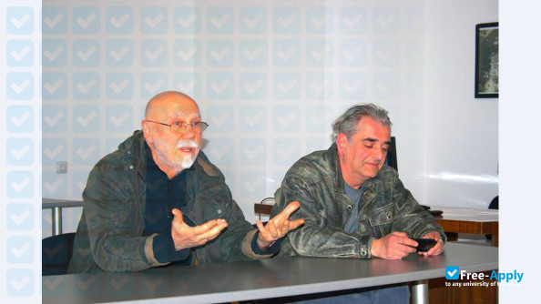 Foto de la Tbilisi State Academy of Arts #18