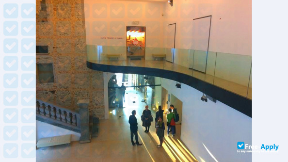 Foto de la Tbilisi State Academy of Arts #41