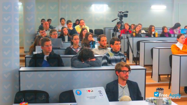 Foto de la Free University of Tbilisi