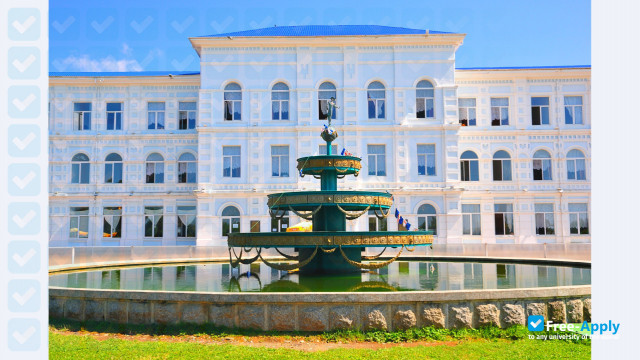 Photo de l’Batumi Shota Rustaveli State University