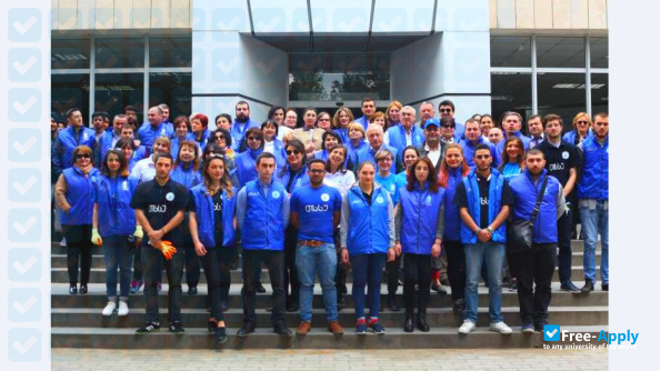 Foto de la Tbilisi State Medical University #57