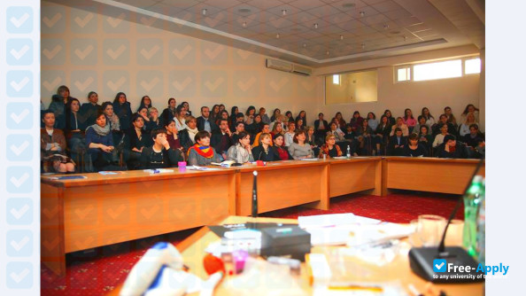 Foto de la Tbilisi State Medical University #15