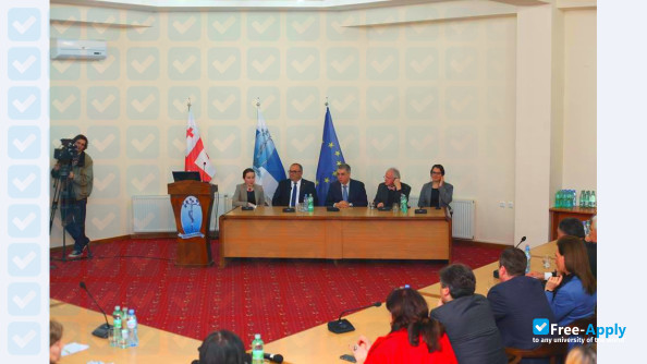 Foto de la Tbilisi State Medical University #64