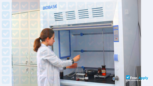 Foto de la Tbilisi State Medical University #29