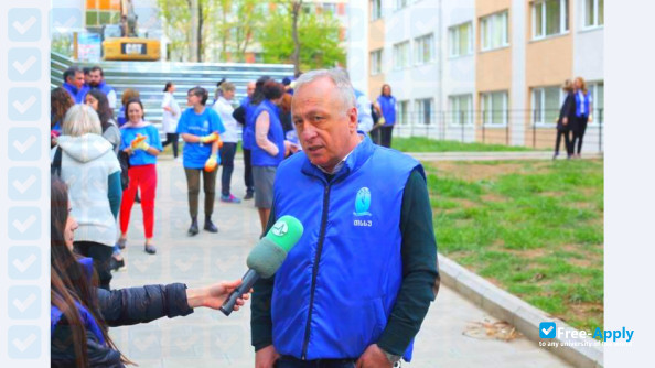 Foto de la Tbilisi State Medical University #42