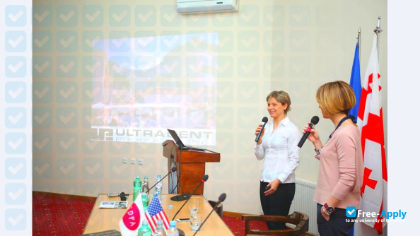 Foto de la Tbilisi State Medical University #23