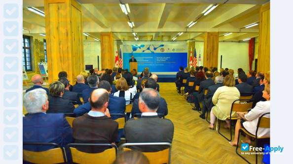 Foto de la Georgian Aviation University #5