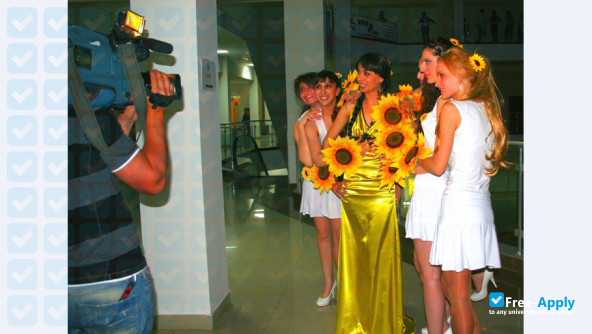 Photo de l’Tbilisi University "Metekhi" #2