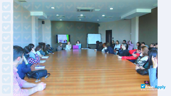 Photo de l’Grigol Robakidze University #4