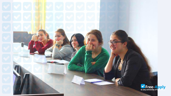 Photo de l’Grigol Robakidze University #6