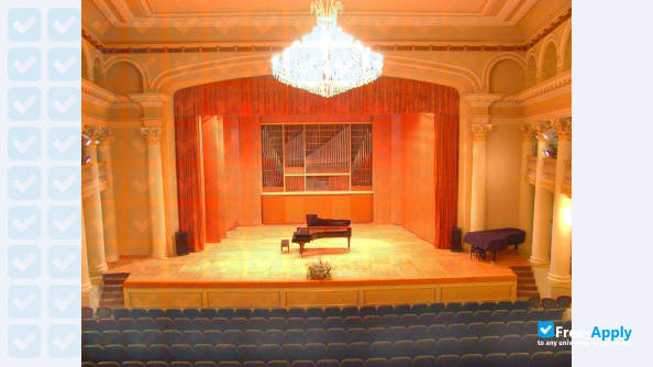Foto de la Tbilisi Vano Sarajishvili State Conservatory #7