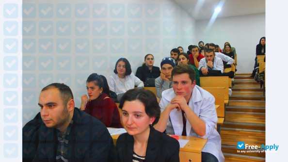 Foto de la Teaching University Geomedi #18
