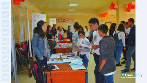 Foto de la Iakob Gogebashvili Telavi State University #4