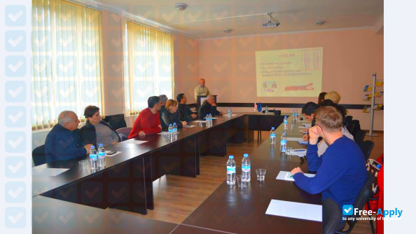 Foto de la Iakob Gogebashvili Telavi State University #28