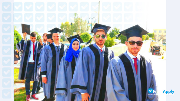 Photo de l’Arab American University #7