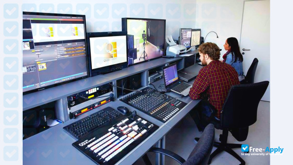 Business and Information Technology School фотография №6