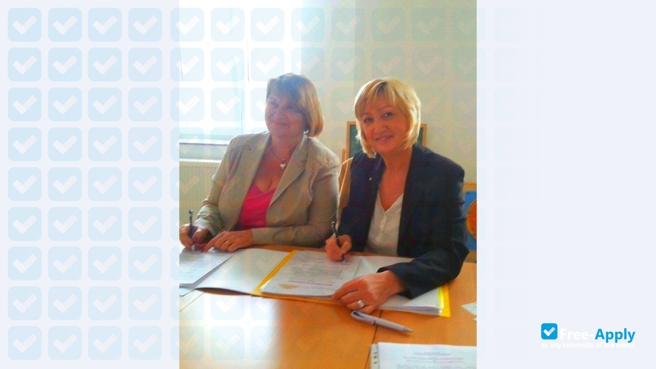 DPFA University of Applied Sciences Saxony photo #3
