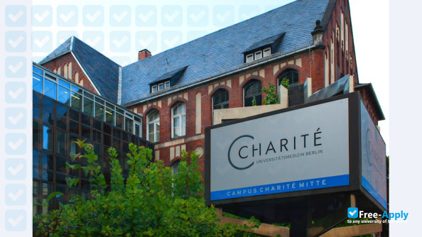 Photo de l’Charité - University Medicine Berlin #13