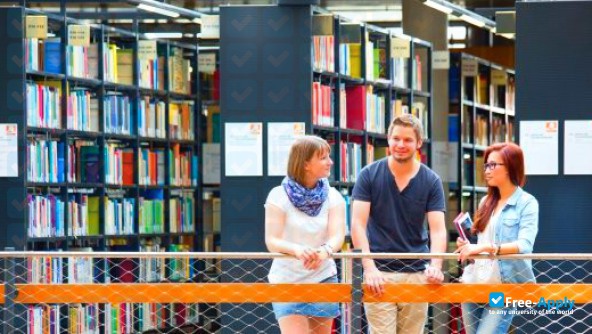 Foto de la Otto-von-Guericke University Magdeburg #12