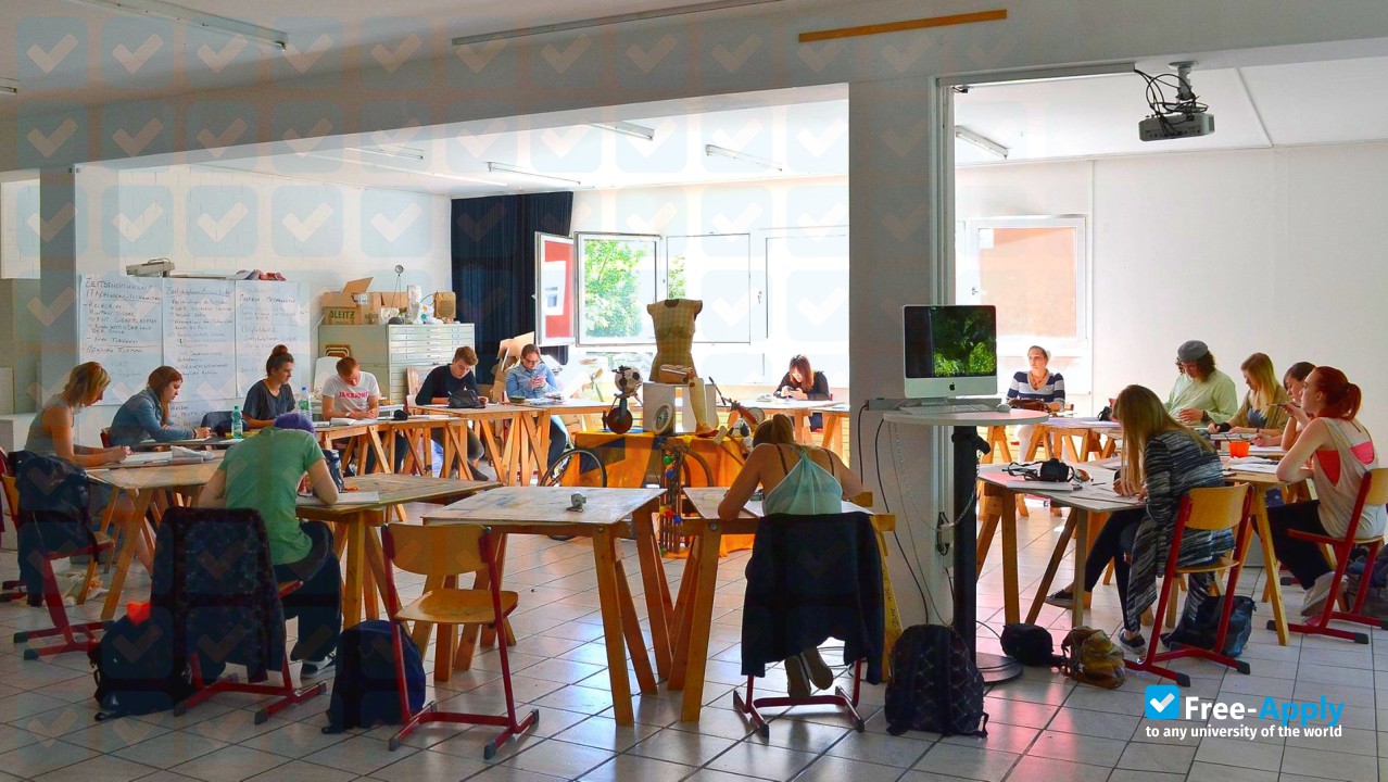 Photo de l’School of Art, Design and Popular Music of Freiburg #62