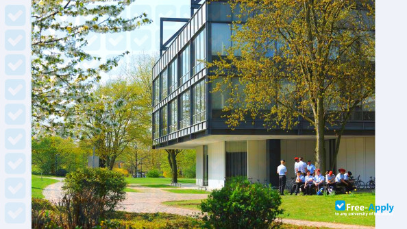 Helmut Schmidt University photo #8