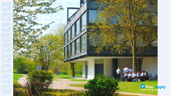 Helmut Schmidt University photo #7