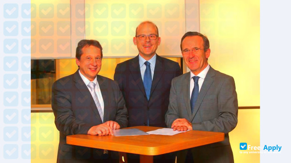 Foto de la University of Economics and Environment Nürtingen-Geislingen #8
