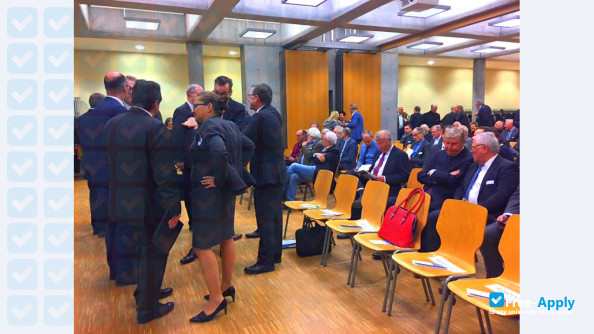 Foto de la University of Economics and Environment Nürtingen-Geislingen #4
