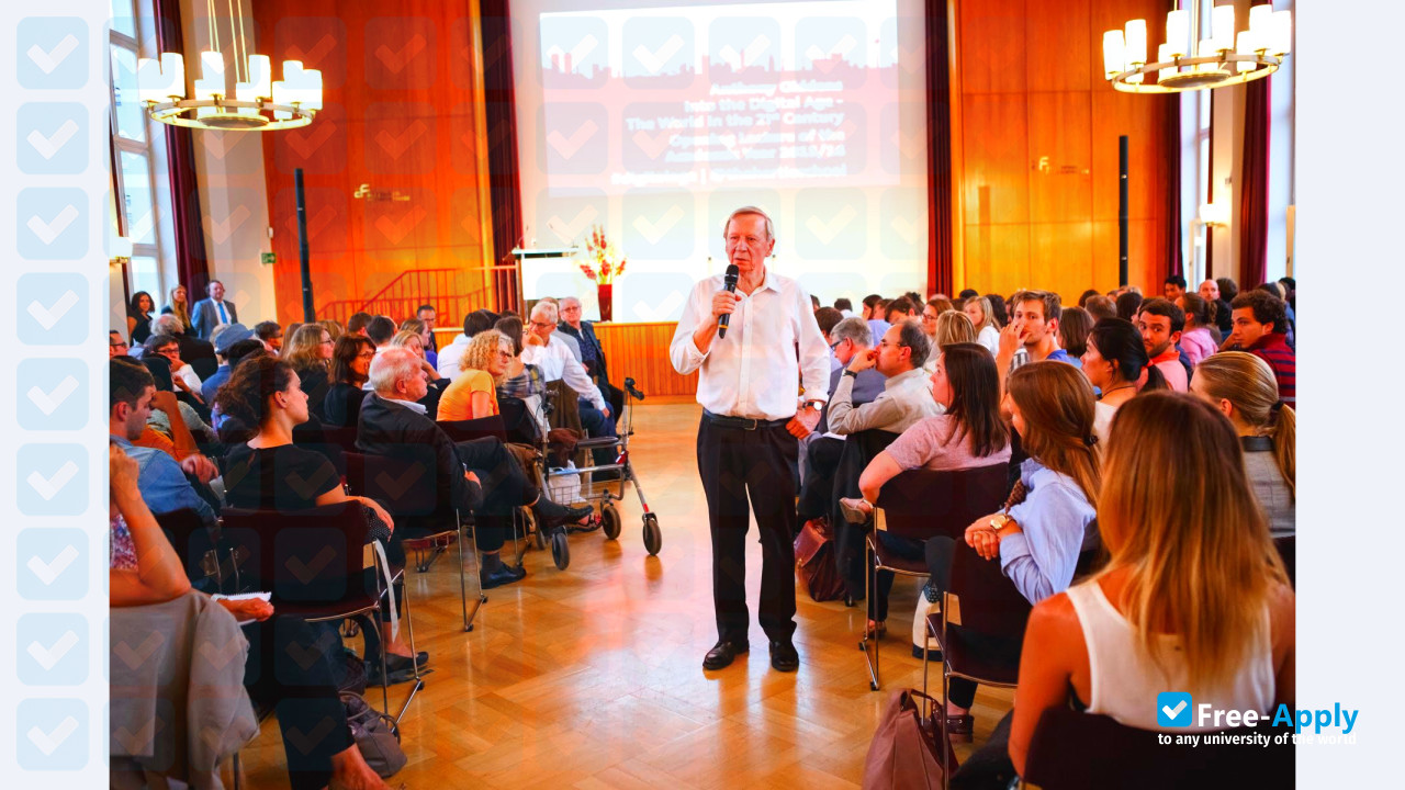 Hertie School of Governance photo #2