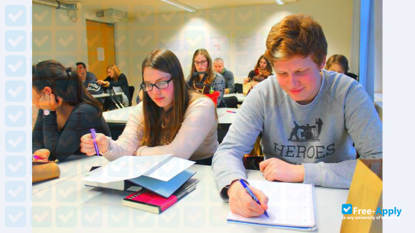 Kiel University photo #7